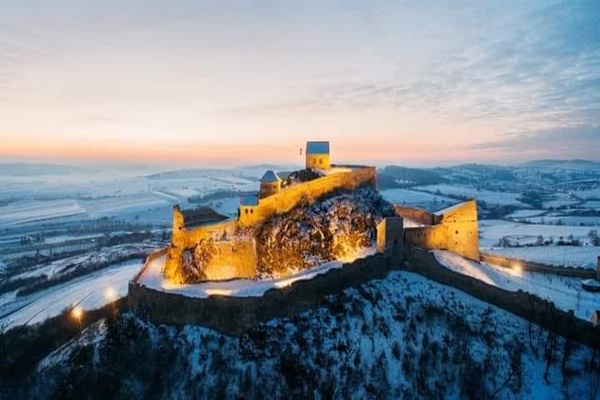 Zitadelle / Festung Rupea im Winter